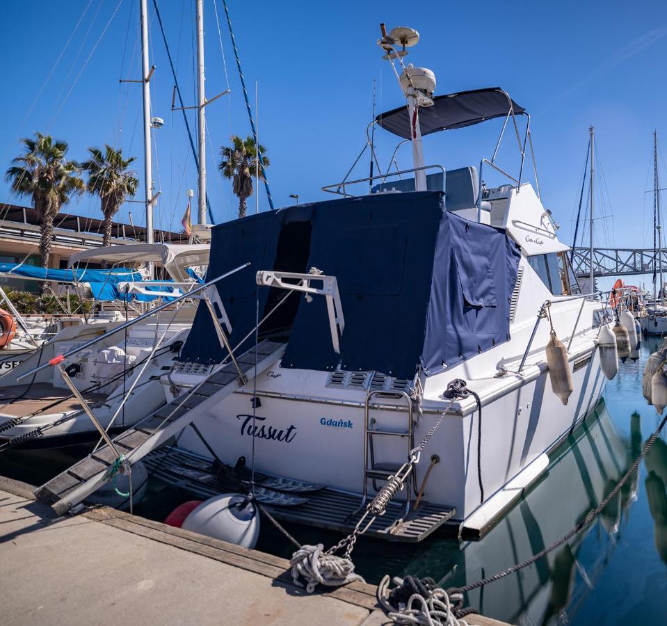 Spacious And Charming Boat In Port Forum Hotel Sant Adria de Besos Exterior photo